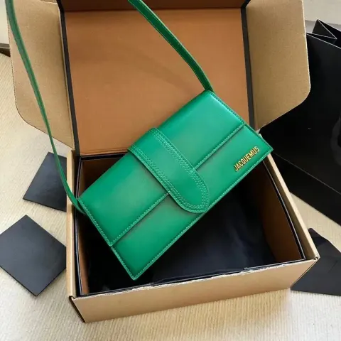 Jacquemus Handbag option Green shoulder bag 28cm with box