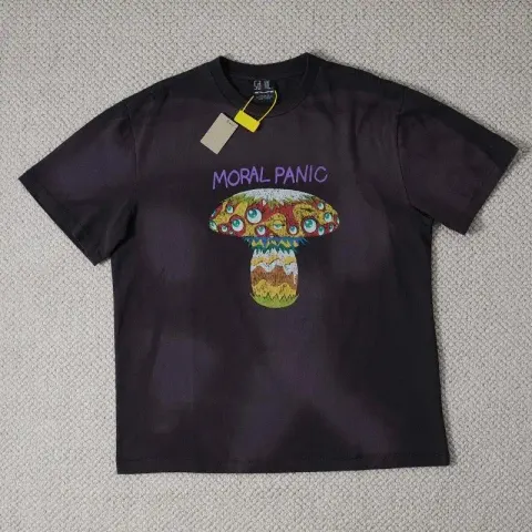 Pink Floyd T-Shirt option Murakami Mushroom
