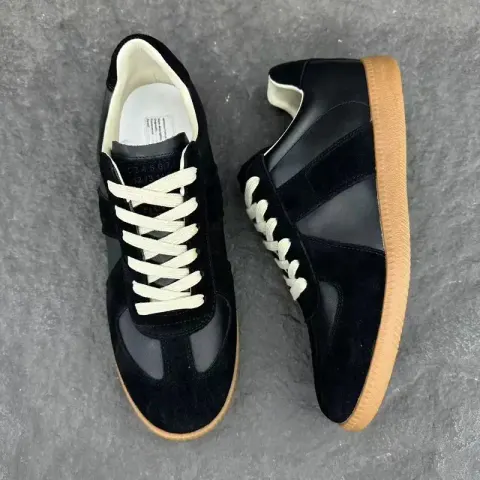 Margiela Gats All Black option 21