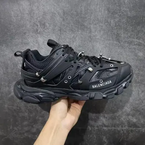 Balenciaga Track Sneakers option three generations of new black