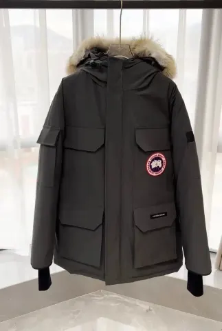Canada Goose Wyndham Jacket option Graphite gray