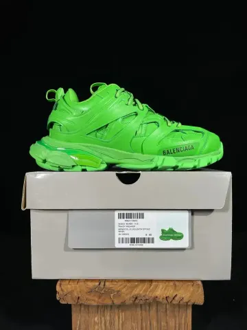 Balenciaga Track Sneakers option Three generations of BV green 51130