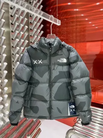 TNF x Kaws Jacket option Black camouflage