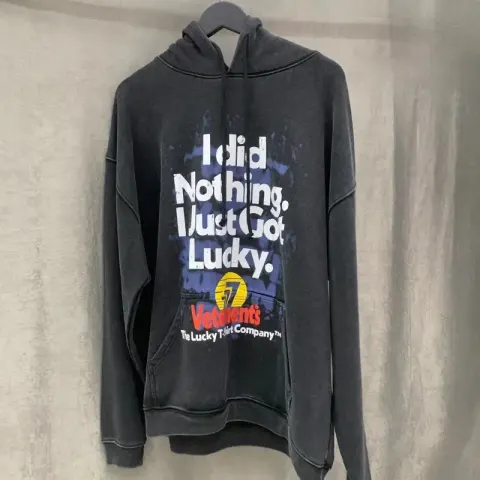 Vetements Fan Hoodie option V111 Black