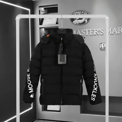 Moose Jacket option black