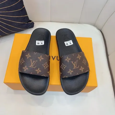LV Slides Black option 9