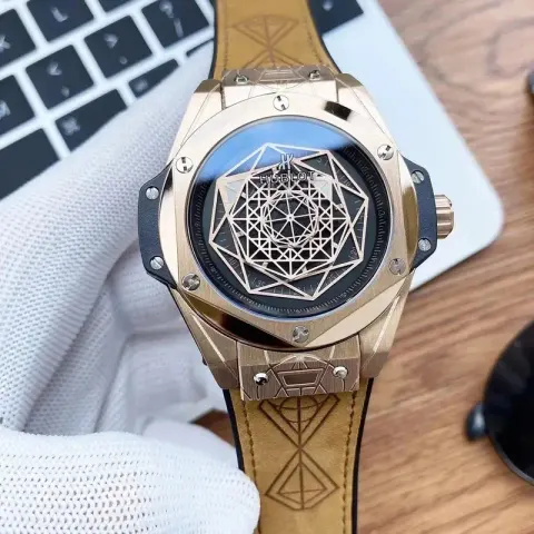 Hublot Big Bang Sang Bleu option Rose Gold  Black Plate  Yellow Belt