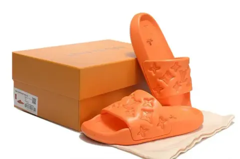 LV Waterfront Shoes option orange