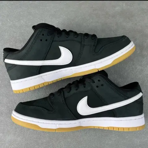 Dunk Powerpuff Shoes option Black raw gum