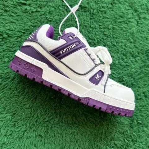 LV Trainers White Signature (Budget) option Fat Ding SNEAKER PURPLE