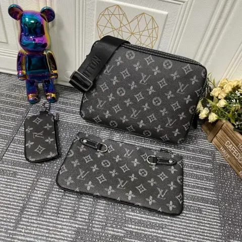 LV Bag option 20