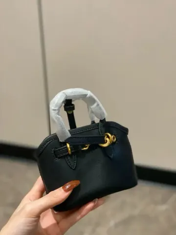 Miu Miu Bag option black