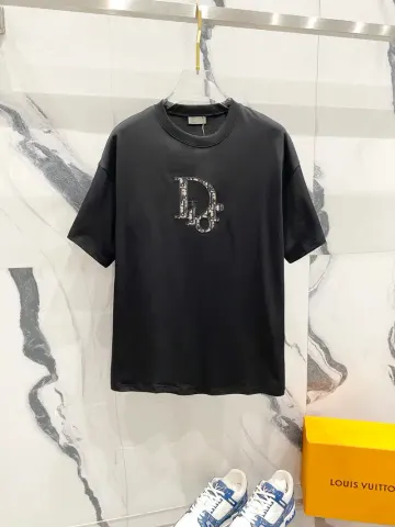 DIOR Tee option 18