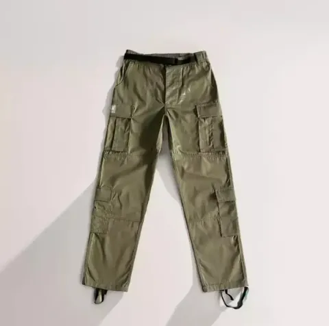 Corteiz Classic Cargo Black White Logo Pants option army green print