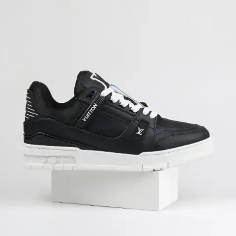 LV Trainers Black-White option 18