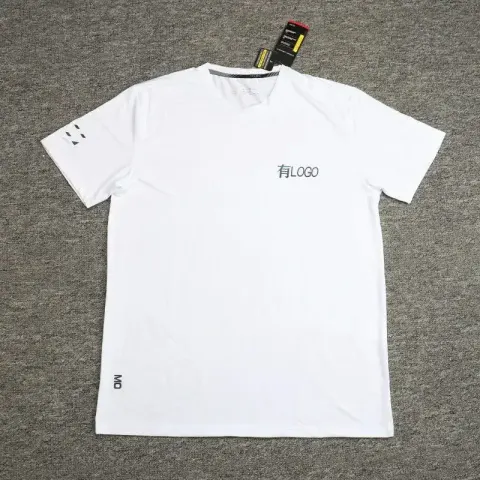 Under Mour T-Shirts option white