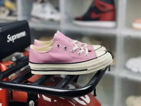 Converse Basic And CDG option Girl powder low help