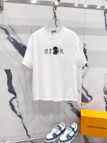 DIOR Tee option 27