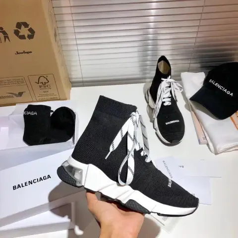 Balenciaga Speed Trainers option 16