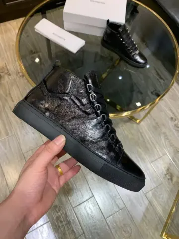 Balenciaga Arena High Shoes option black