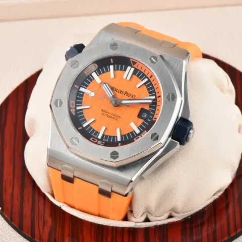 Audemars Piguet Royal Oak Offshore Diver option Silver case – orange dial, orange strap