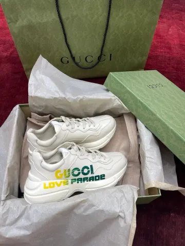 Gucci Ace option 28