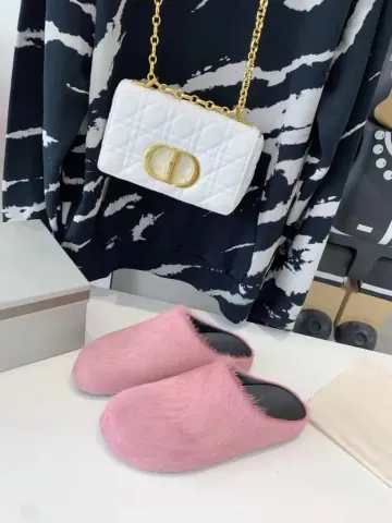 Marni Slides option Lotus root color