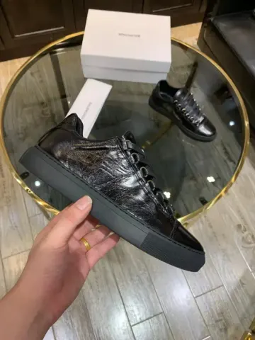 Balenciaga Arena Low option Black low cut