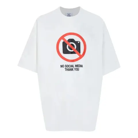 Vetements Hub T-Shirt option 27