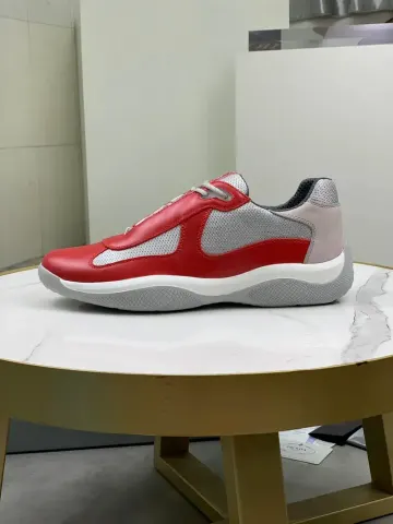 Prada American Cup's option 22