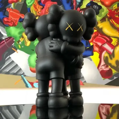 Kaws Figure option 27cm Embrace Black