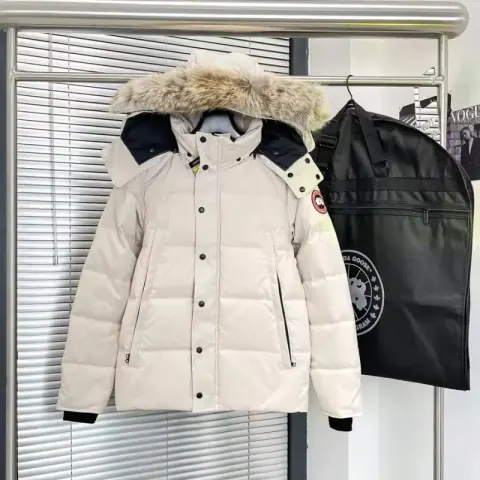 Canada Goose Wyndham Jacket option Milky white
