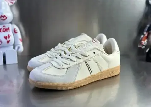 Adidas Samba Shoes option 2