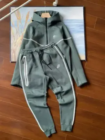 Reflective Tech Fleece Tracksuit option Grey suit