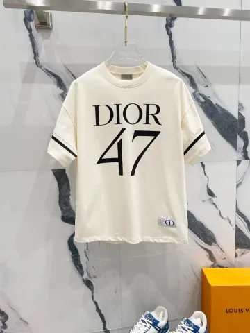DIOR Tee option 54