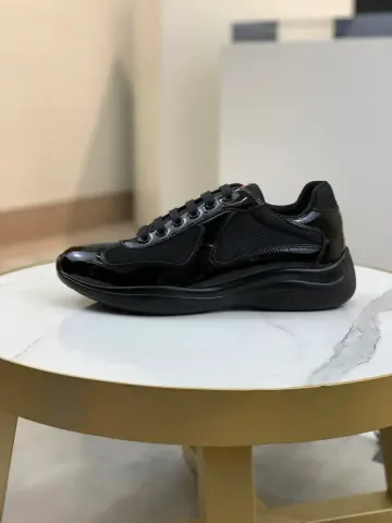 Prada American Cup's option 3