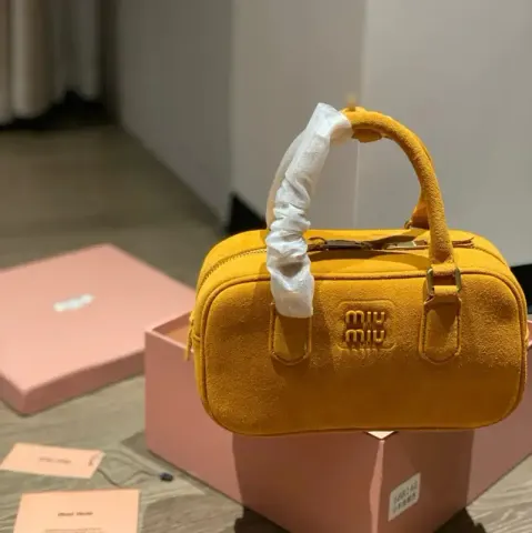 Miu Miu Bag option Mango Yellow