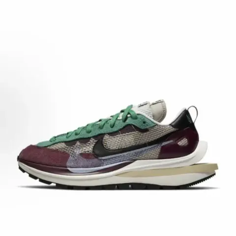 Nike Vaporwaffle Sacai "Black White" option 16