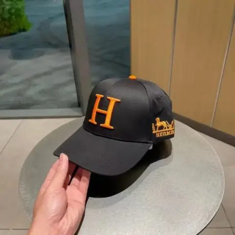 Hermès Cap option 1 Black