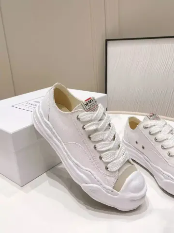 Mihara Trainers option Smile White Huazi Same in stock
