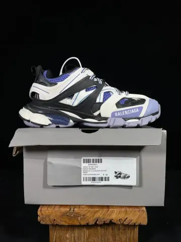 Balenciaga Track Sneakers option Three generations of black and white purple 18322