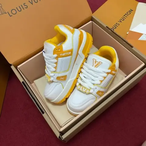 LV Trainers Maxi option White yellow