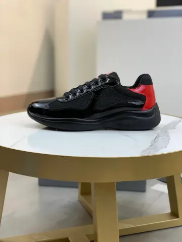 Prada American Cup's option 11