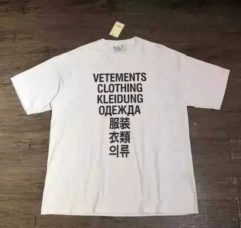 Vetements Tees option 23