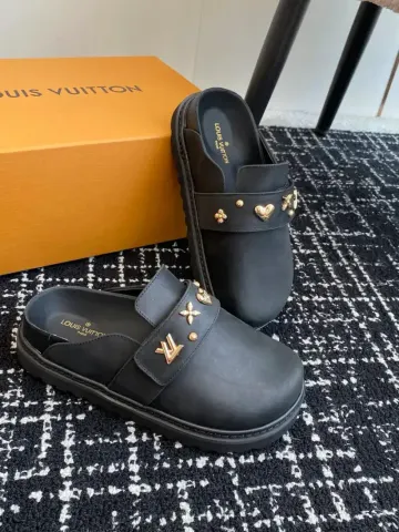 LV Sneakerina Shoes option black