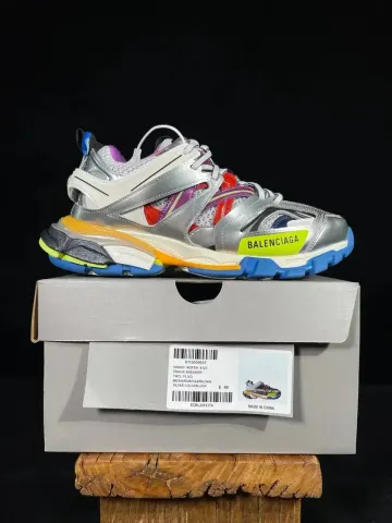 Balenciaga Track Sneakers option Three generations of colorful A8123