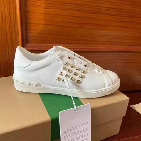 Valentino Garavani Trainers option White Gold Rivet 22