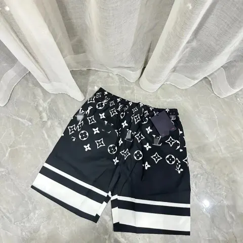 Burberry Shorts option V2306 Black