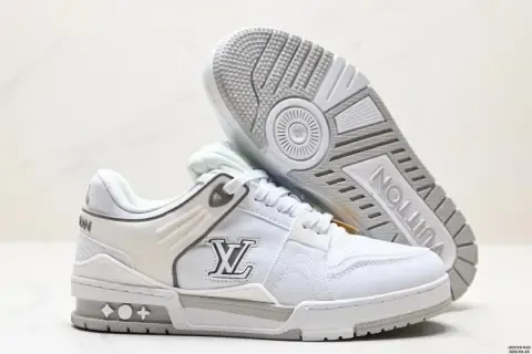 LV Trainer Monogram Denim option 18