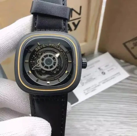 SevenFriday Watch option P2B-02